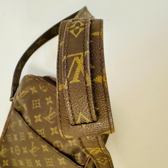 VINTAGE LOUIS VUITTON AMAZONE MONOGRAM CANVAS MESSENGER SHOULDER BAG - Picture 13 of 16